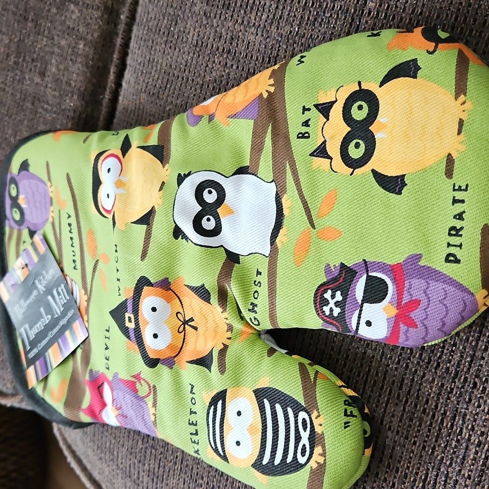 Ritz Owl Halloween Thumb Mitt Oven Mitt - NWT
